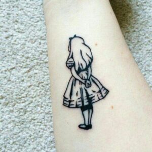 Tatuajes de Alicia en el país de las maravillas 9 Tatuajes de Alicia en el país de las maravillas 9