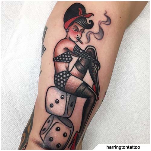 Tatuajes Pin Up: Colgados en la piel 17 Tatuajes Pin Up: Colgados en la piel 17
