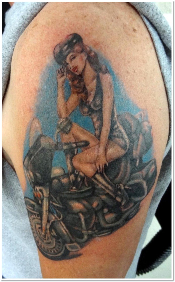 Tatuajes Pin Up: Colgados en la piel 36