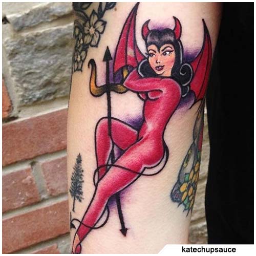 Tatuajes Pin Up: Colgados en la piel 46