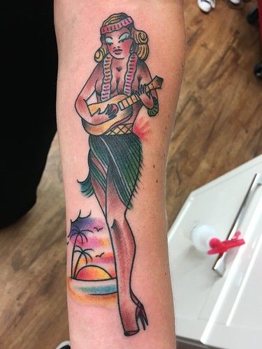 Tatuajes Pin Up: Colgados en la piel 59