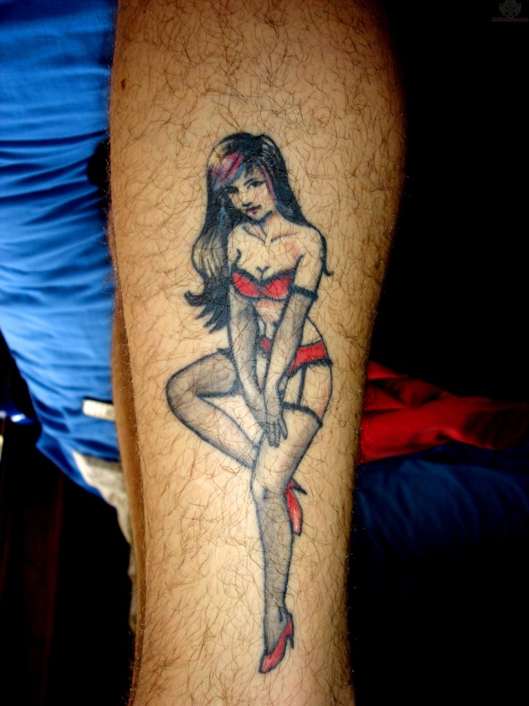 Tatuajes Pin Up: Colgados en la piel 8 Tatuajes Pin Up: Colgados en la piel 8