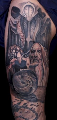 69 Tatuajes del Señor de los anillos: magia en la piel 26 69 Tatuajes del Señor de los anillos: magia en la piel 26