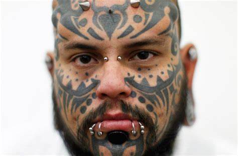 Tatuajes en la cara: ¿Irreverentes o perturbados? 53 Tatuajes en la cara: ¿Irreverentes o perturbados? 53