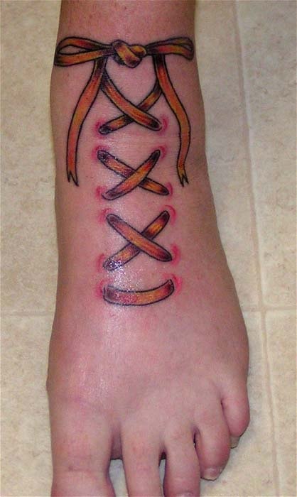 63 Ideas de Tatuajes en los Pies 70