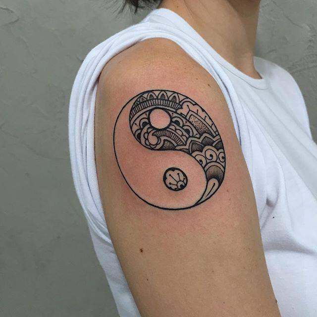 Tatuajes del Yin Yang: el equilibrio entre el bien y el mal 99