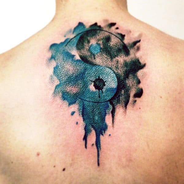 Tatuajes del Yin Yang: el equilibrio entre el bien y el mal 111