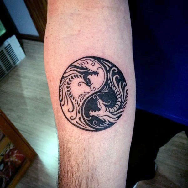 Tatuajes del Yin Yang: el equilibrio entre el bien y el mal 23