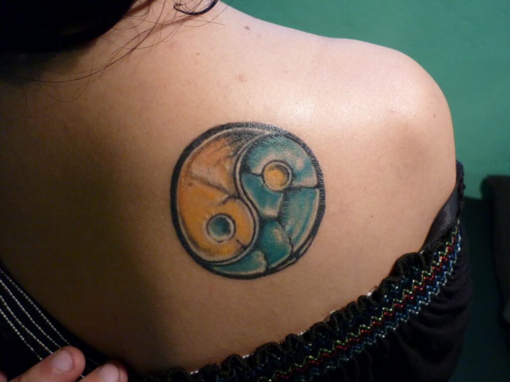 Tatuajes del Yin Yang: el equilibrio entre el bien y el mal 62