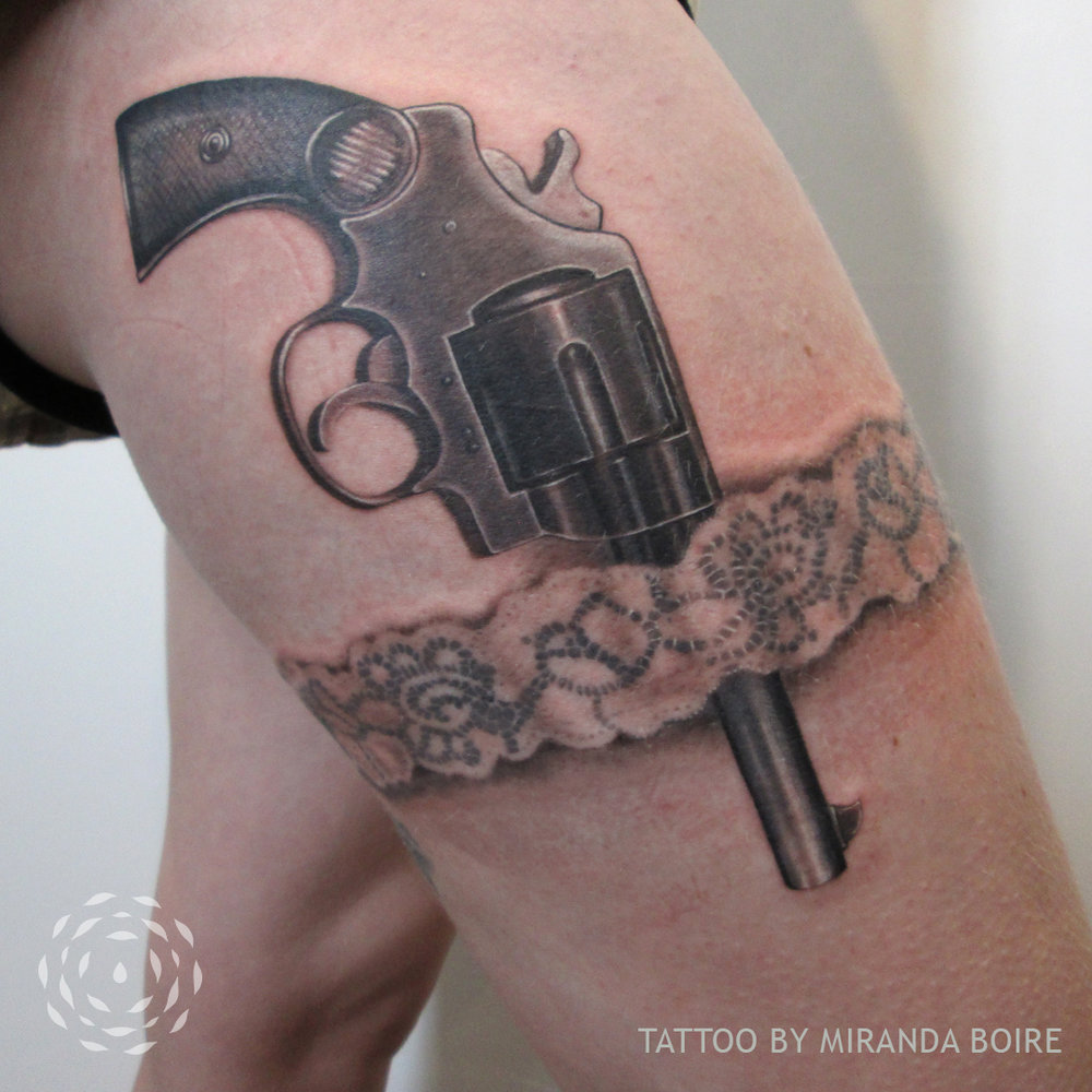 Ideas de Tatuajes de Pistolas: Símbolos de Poder 88