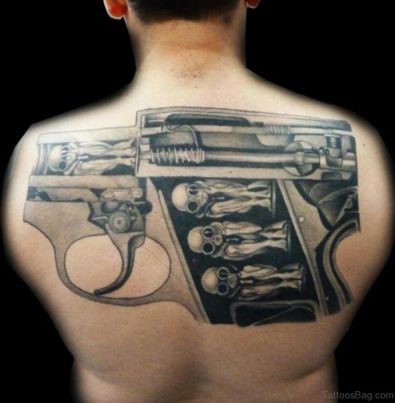 Ideas de Tatuajes de Pistolas: Símbolos de Poder 3 Ideas de Tatuajes de Pistolas: Símbolos de Poder 3