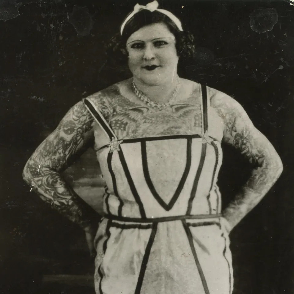 Mujeres que revolucionaron el mundo del tatuaje en pleno siglo XIX 10 Mujeres que revolucionaron el mundo del tatuaje en pleno siglo XIX 10
