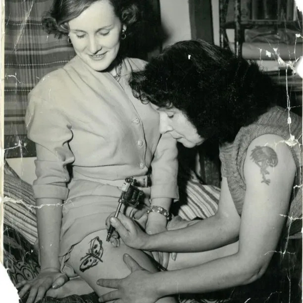 Mujeres que revolucionaron el mundo del tatuaje en pleno siglo XIX 3 Mujeres que revolucionaron el mundo del tatuaje en pleno siglo XIX 3