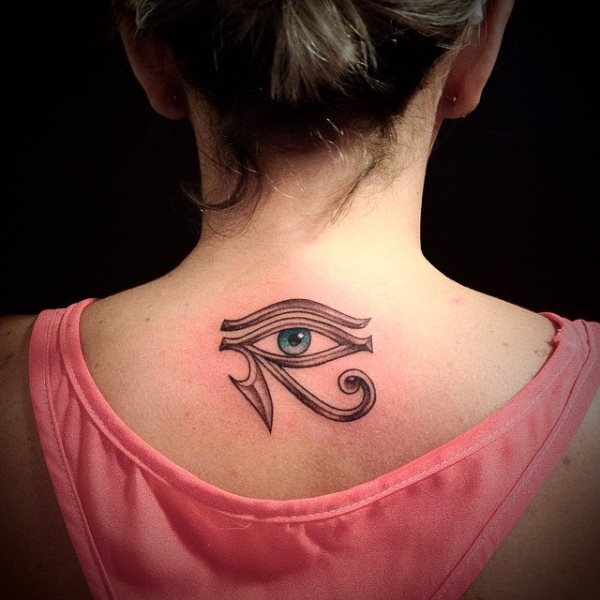 72 Tatuajes del Ojo de Horus: Todo lo ve 28