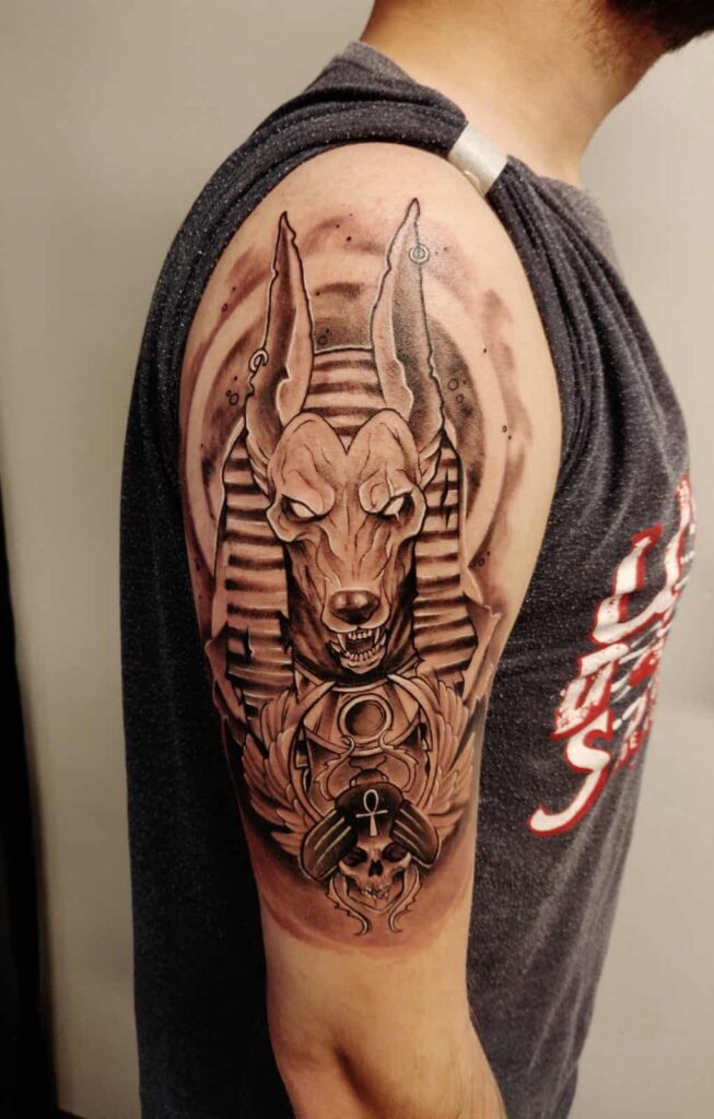 Tatuajes de Anubis: protector de los muertos 5 Tatuajes de Anubis: protector de los muertos 5