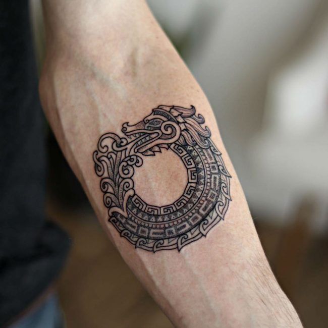 Tatuajes Mayas: la búsqueda incesante del conocimiento 30 Tatuajes Mayas: la búsqueda incesante del conocimiento 30
