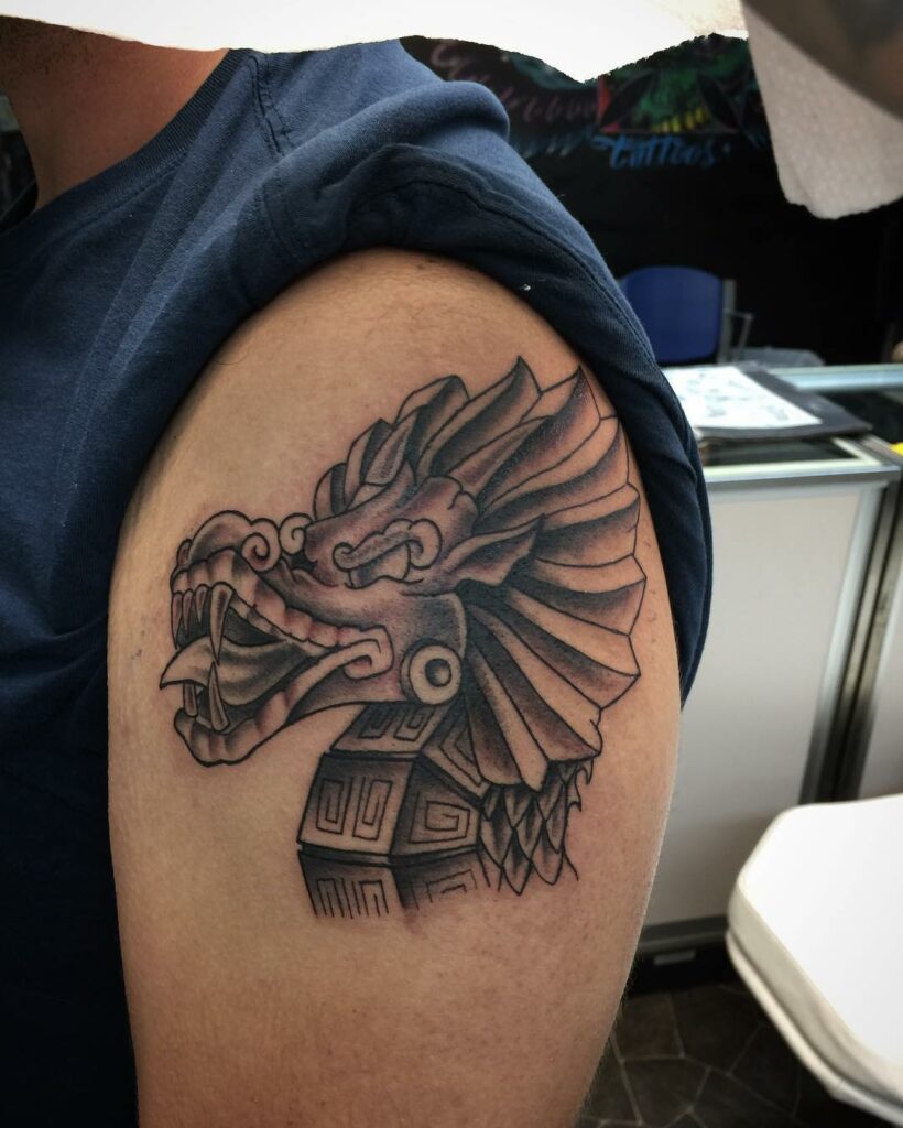 Tatuajes Mayas: la búsqueda incesante del conocimiento 39 Tatuajes Mayas: la búsqueda incesante del conocimiento 39