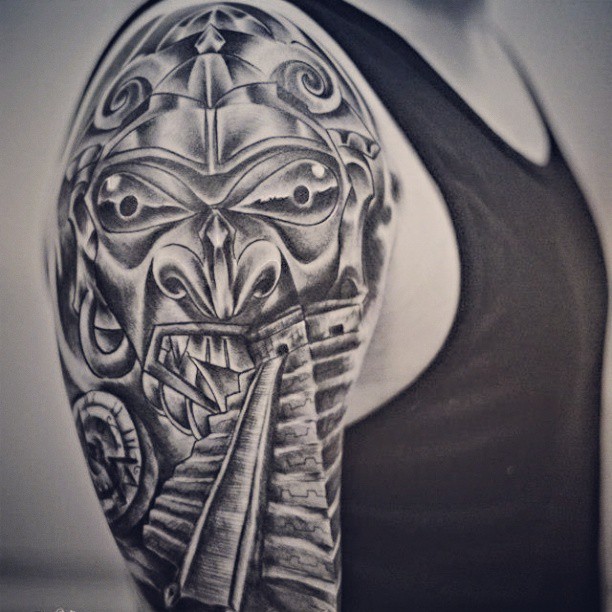 Tatuajes Mayas: la búsqueda incesante del conocimiento 44 Tatuajes Mayas: la búsqueda incesante del conocimiento 44