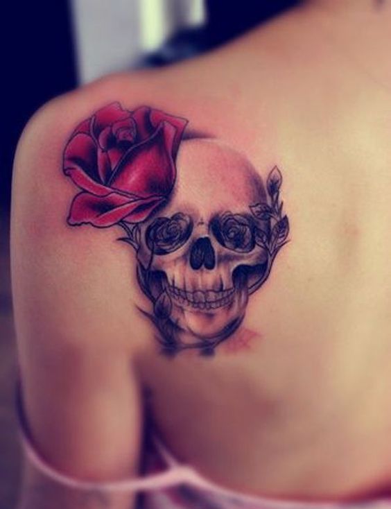 +42 Tatuajes de Calaveras: Ideas y Significados 55 +42 Tatuajes de Calaveras: Ideas y Significados 55