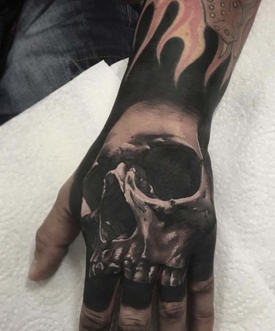 +42 Tatuajes de Calaveras: Ideas y Significados 45 +42 Tatuajes de Calaveras: Ideas y Significados 45
