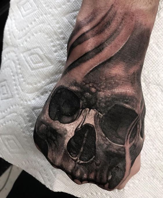 +42 Tatuajes de Calaveras: Ideas y Significados 47 +42 Tatuajes de Calaveras: Ideas y Significados 47
