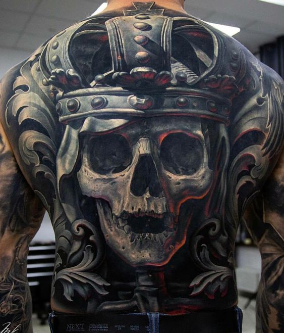 +42 Tatuajes de Calaveras: Ideas y Significados 23 +42 Tatuajes de Calaveras: Ideas y Significados 23