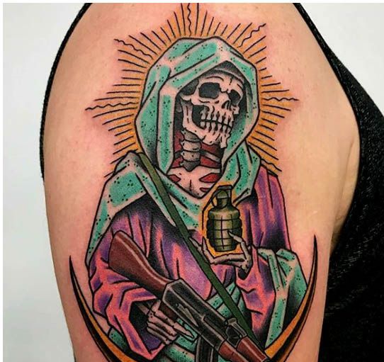 45 Mejores Tatuajes de la Santa Muerte con Significados 36