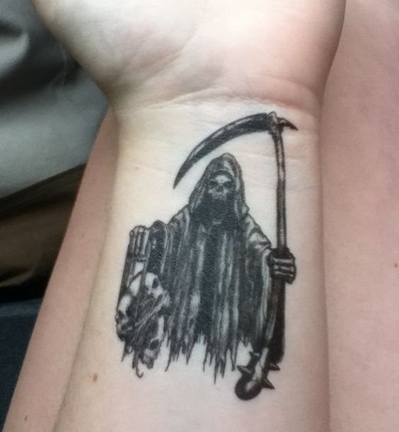 45 Mejores Tatuajes de la Santa Muerte con Significados 5