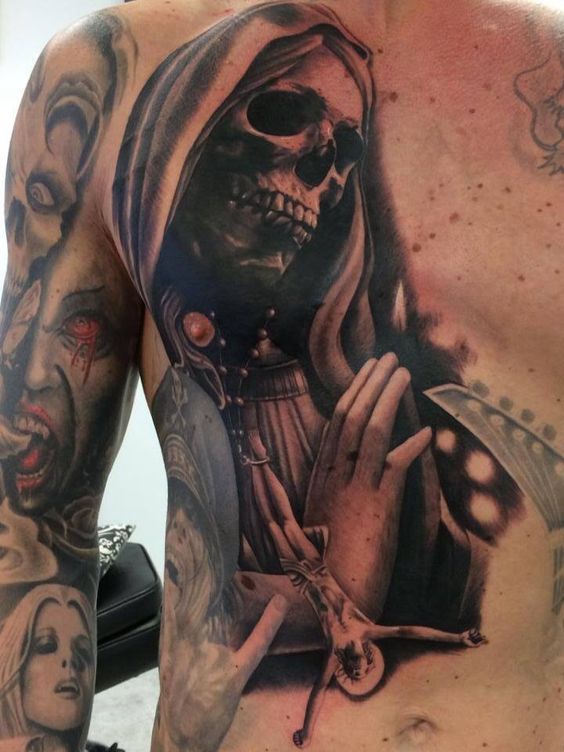 45 Mejores Tatuajes de la Santa Muerte con Significados 18