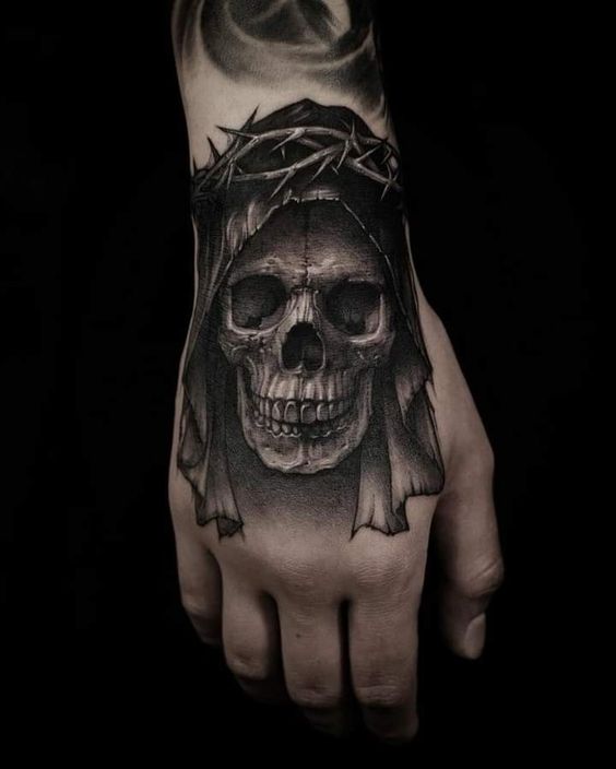 45 Mejores Tatuajes de la Santa Muerte con Significados 12